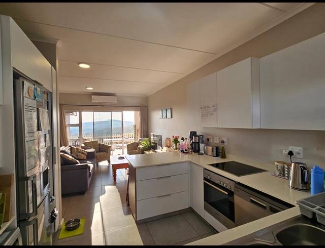 3 BEDROOM APARTMENT FOR SALE IN MANOR ESTATES